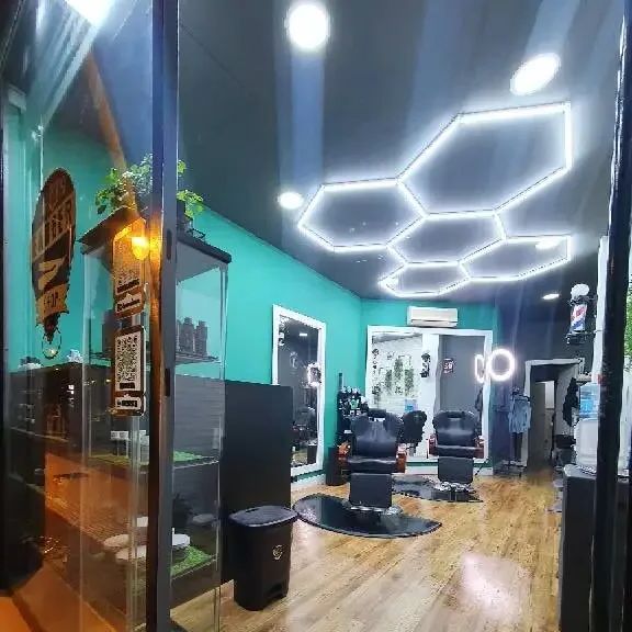 5 Hexs Barber Shop Honeycomb L - огляд і ціна Auto Repair Shop In